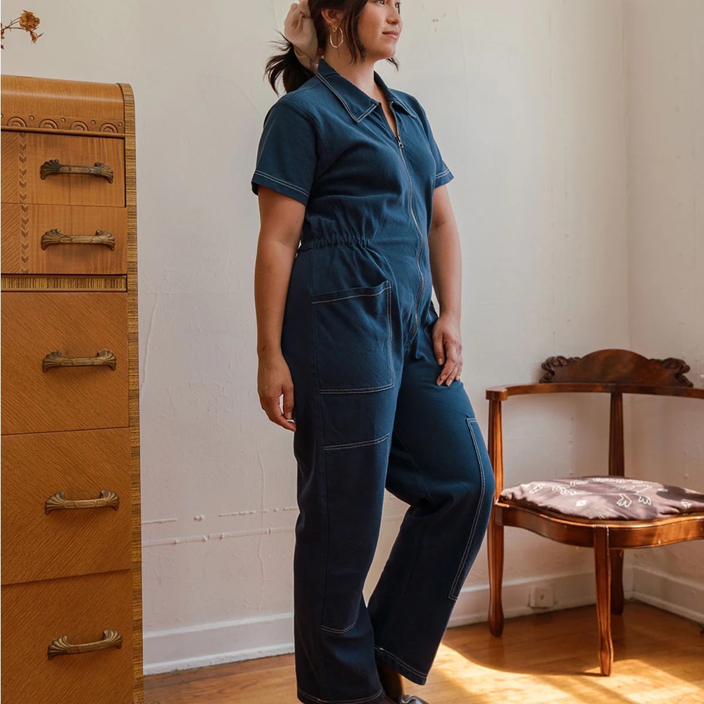 Noble Utility Suit Navy with Contrast Stitching